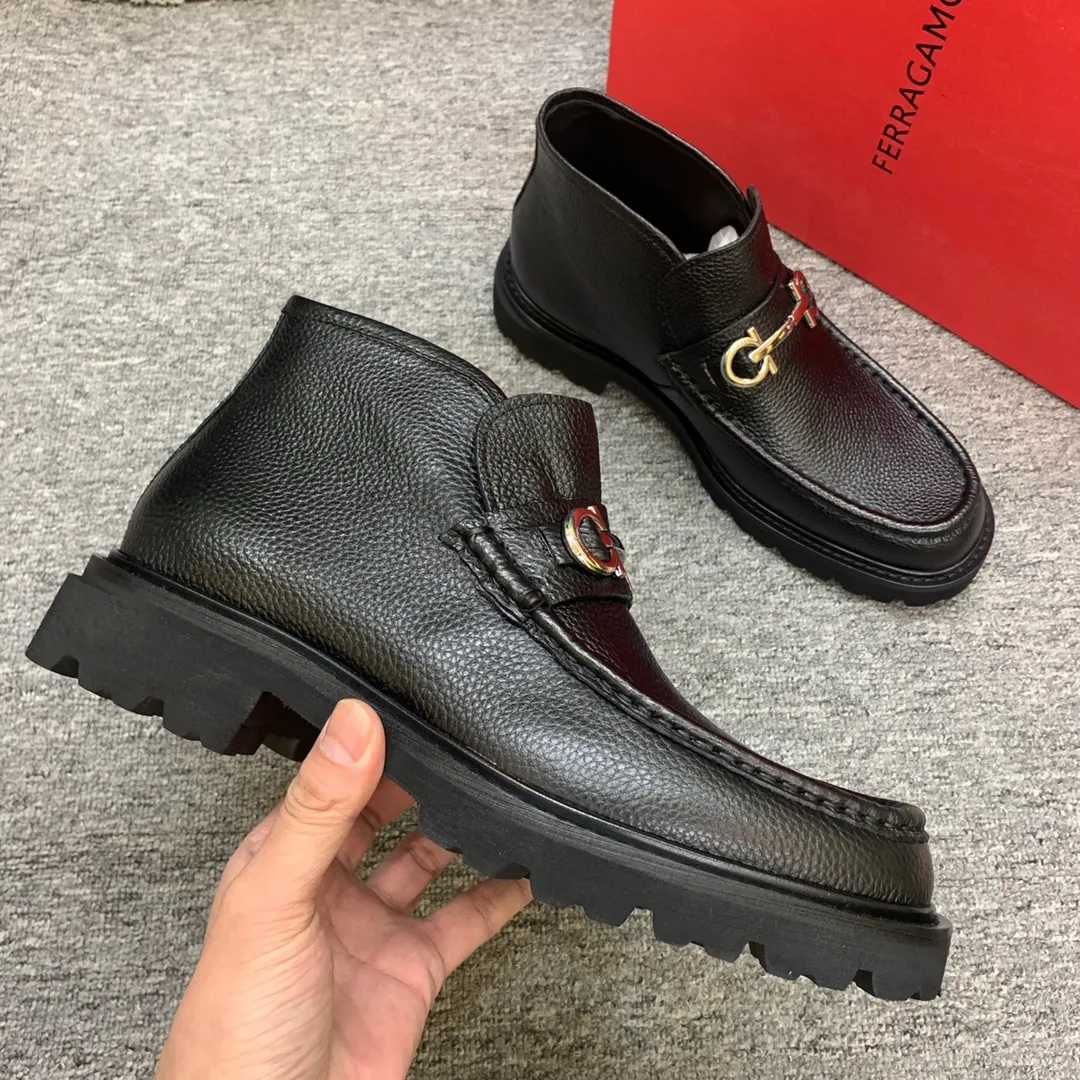 Men's shoes 💰960 🎁🎁🎁😈【Ferragamo】Men's high-top boots, the latest hot style, 1:1 original purchase quality, top quality, imported cowhide for the uppers, imported cowhide for the lining and feet, with original lightweight foam outsole, matching code 39-44, (38, 45 custom-made, non-refundable),